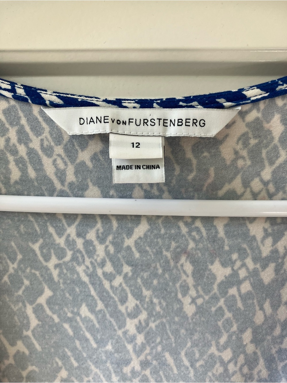 Diane Von Furstenberg Blue and White Printed Wrap-Style Mini Dress - Picture 4 of 4